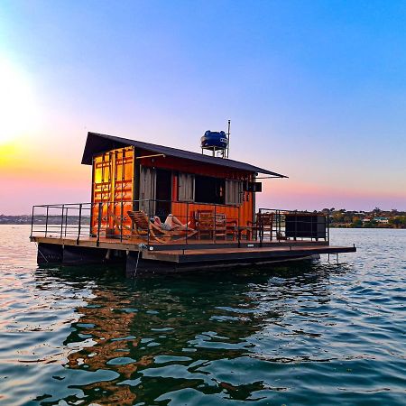 House Boat "Faroeste Caboclo" Brasília Luaran gambar