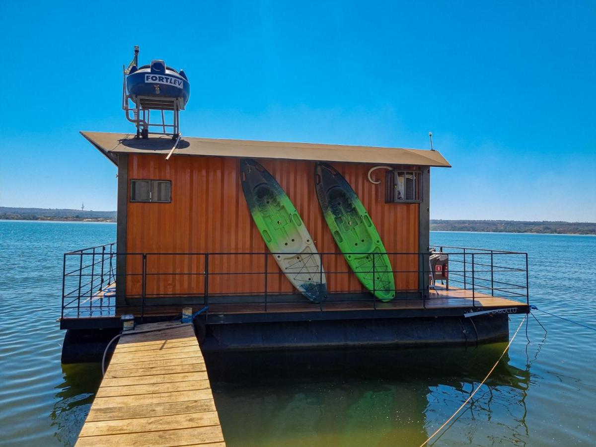 House Boat "Faroeste Caboclo" Brasília Luaran gambar